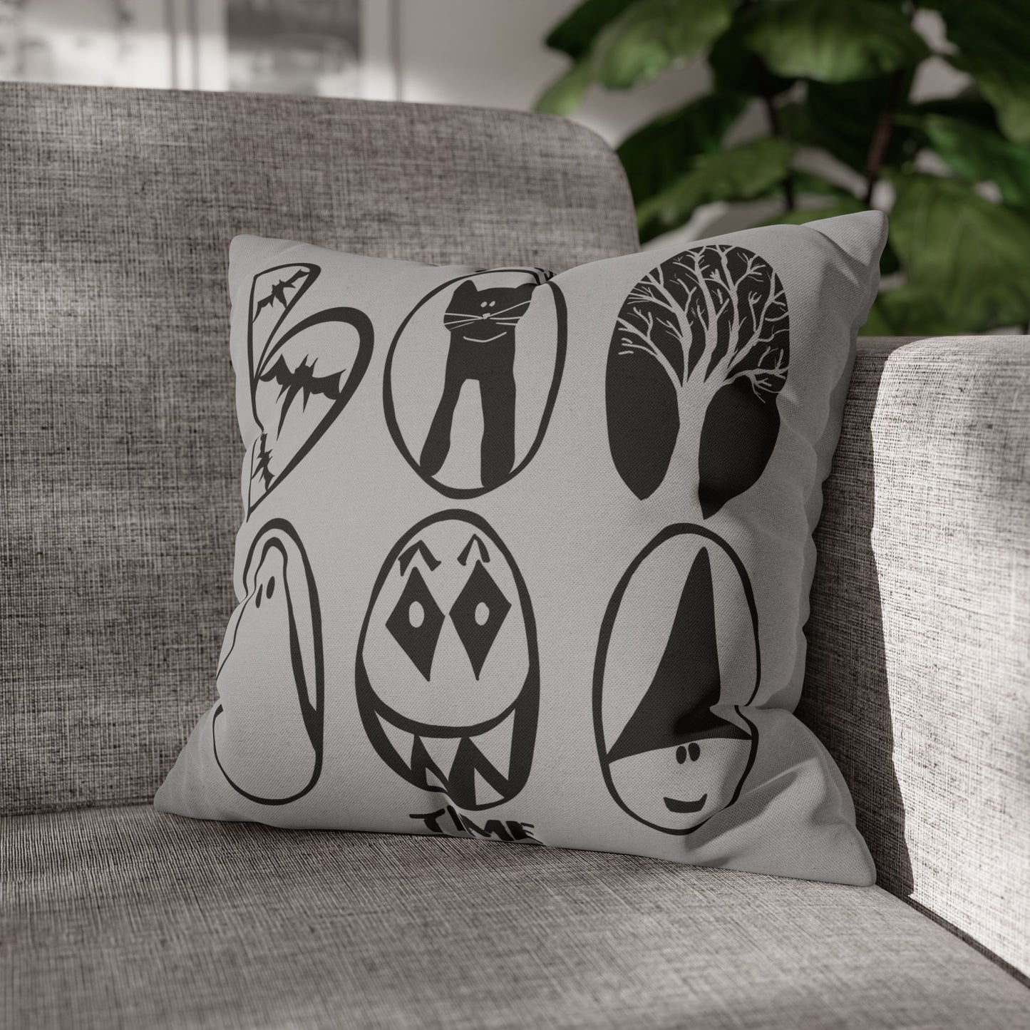 IT'S BOO TIME! Spooky Halloween Pillowcase, Decorative Cushion Cover for Autumn, Home Decor, Halloween Party, Unique Gift Idea