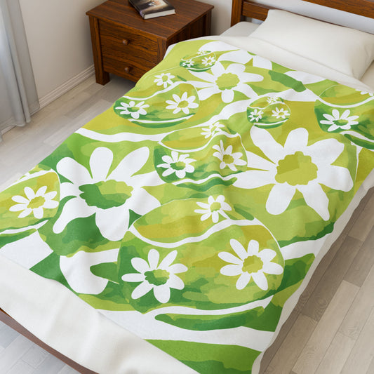 Tennis Ball Daisy Vibrant Floral Velveteen Plush Blanket, Cozy Gift for Home, Spring Decor, Outdoor Picnics, Birthday Present, Tennis gift