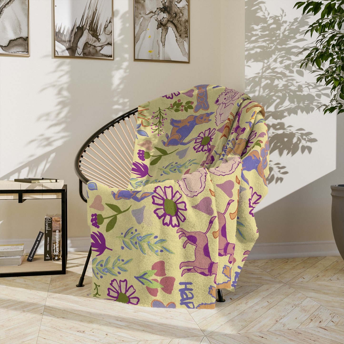 Dog Pattern Velveteen Microfiber Blanket — Cute Puppies, 'Love' & 'Happy' Floral Throw