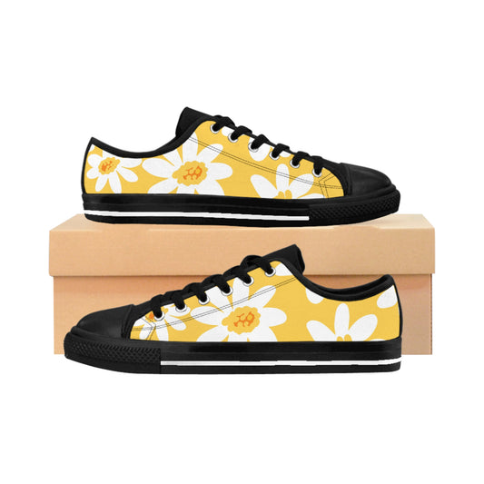 Bright Yellow Daisy Floral Women's Sneakers - Bright and Stylish Casual Footwear, Perfect for Spring, Summer, Daily Wear, Gift Ideas, and More!