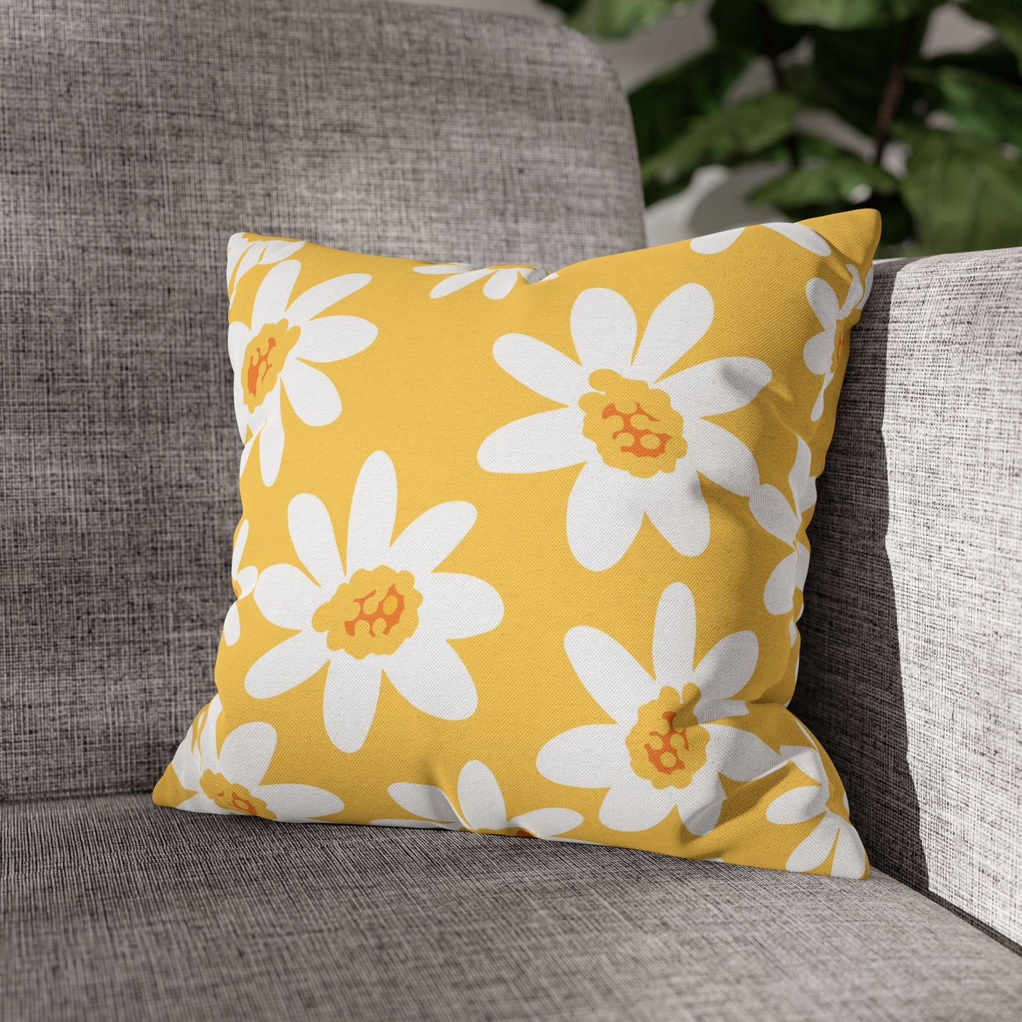 Bright Floral Pillowcase for Home Decor, Yellow Daisy Cushion Cover, Modern Living Room Accent, Gift for Flower Lovers, Spring Decor