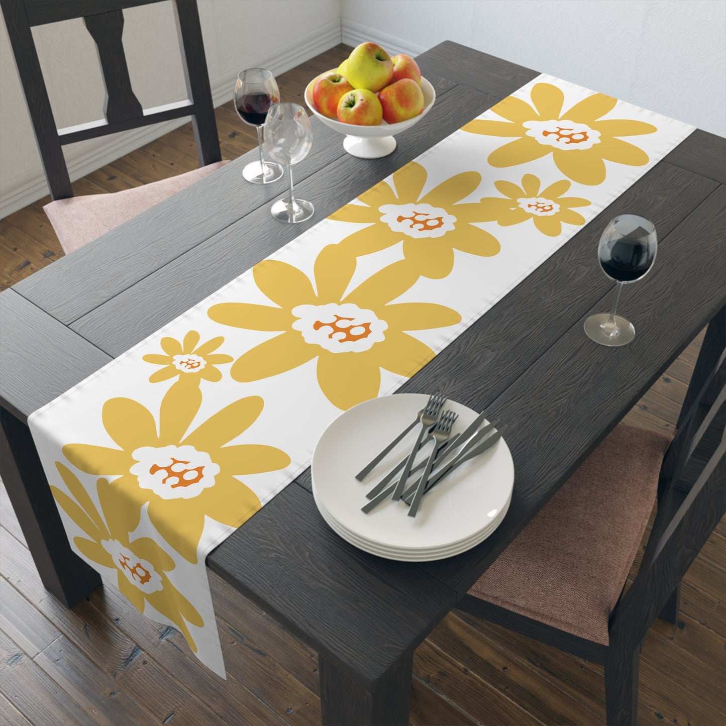 Charming Yellow Daisy Floral Table Runner, Yellow Flower Decor, Dining Table Accessory, Spring Table Decoration, Perfect for Weddings