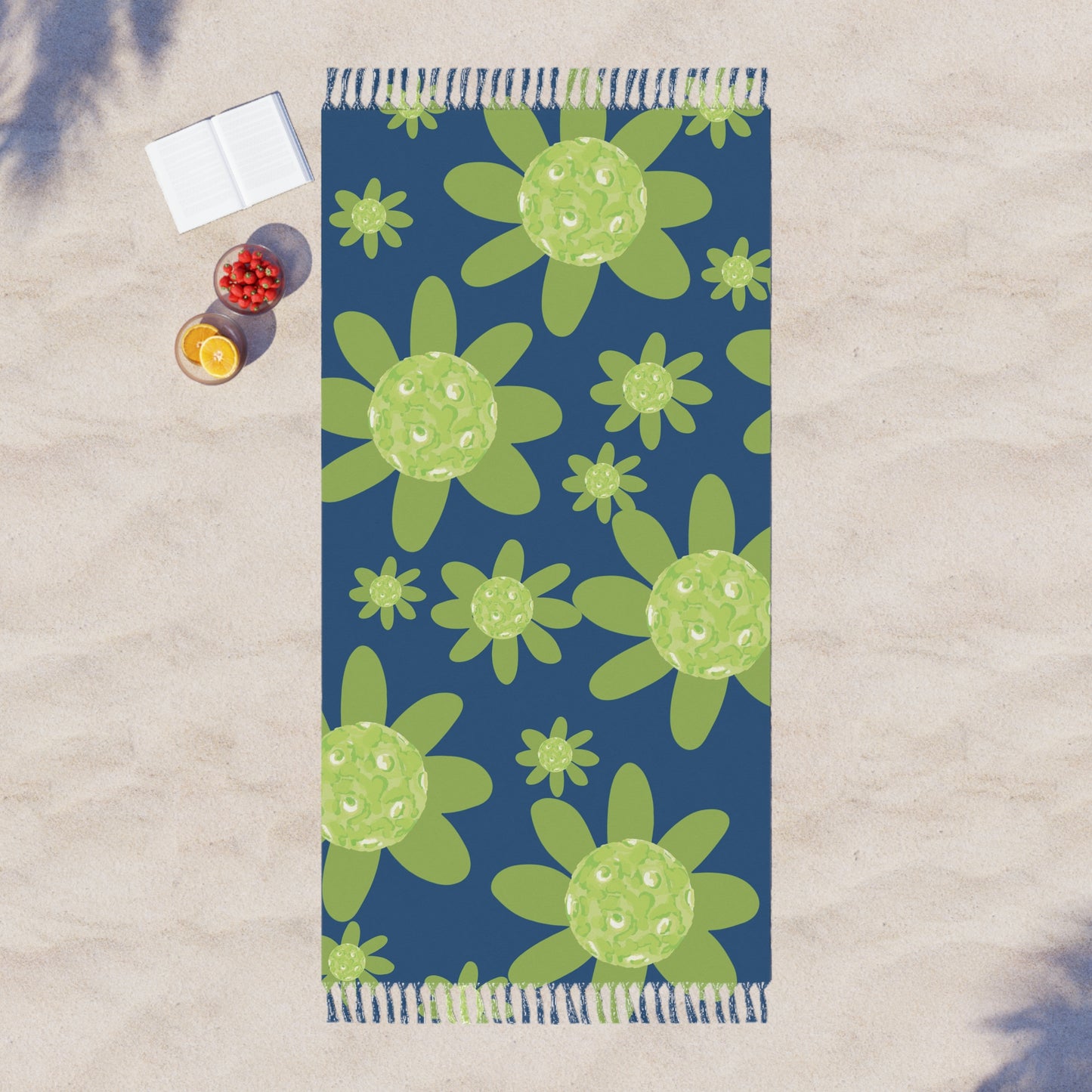 Boho Floral Beach Towel – Green Daisy Pickleball Ball Pattern Cotton Fringe Throw