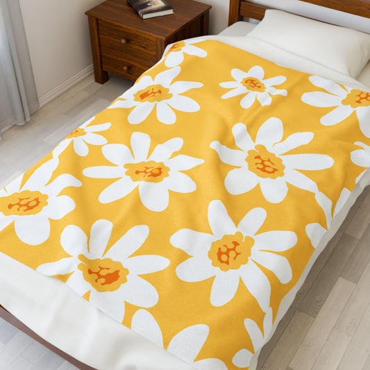 Bright Floral Velveteen Plush Blanket...Don't be lazy just be daisies.
